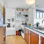 Vakantiehuis 2 Bedroom Amazing In Vaeggerlose