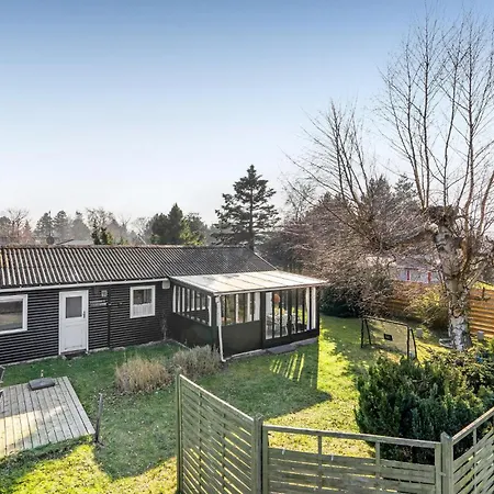 2 Bedroom Amazing In Vaeggerlose * Bøtø By