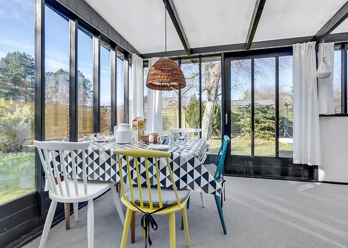 2 Bedroom Amazing In Vaeggerlose Σπίτι διακοπών *